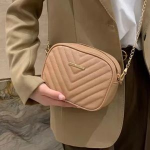 Solid Quilted Chain Crossbody Bag Mini Square Bag